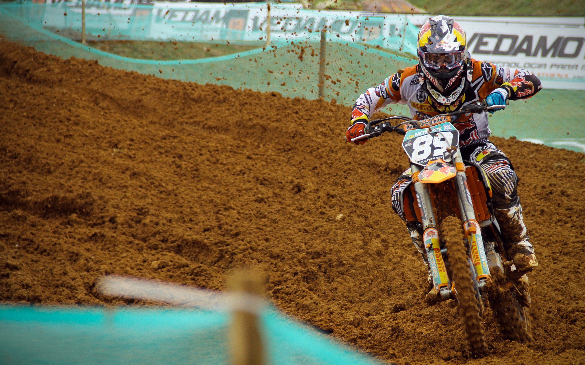 开云官方-墨西哥马术协会授予马尔科·阿尔瓦雷斯“年度最佳马匹护理员”称号。